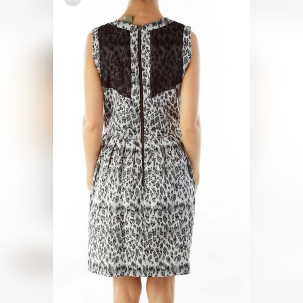 Taylor fit & flare jacquard Leopard print sleeveless midi dress - Picture 3 of 12